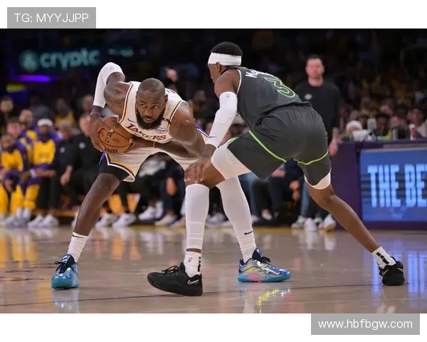 原创今日！NBA湖人对战太阳，东契奇对阵布克，詹姆斯伤停与否成最大悬念，3大平台直播